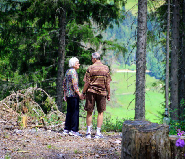 The-Freedom-Lock-Leave-Living-Friendship-Village-of-South-Hills